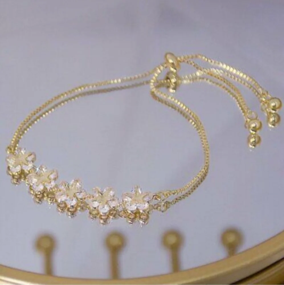 Diamond Flowers 14k Gold Bracelet Adjustable *NWT - Picture 6 of 10